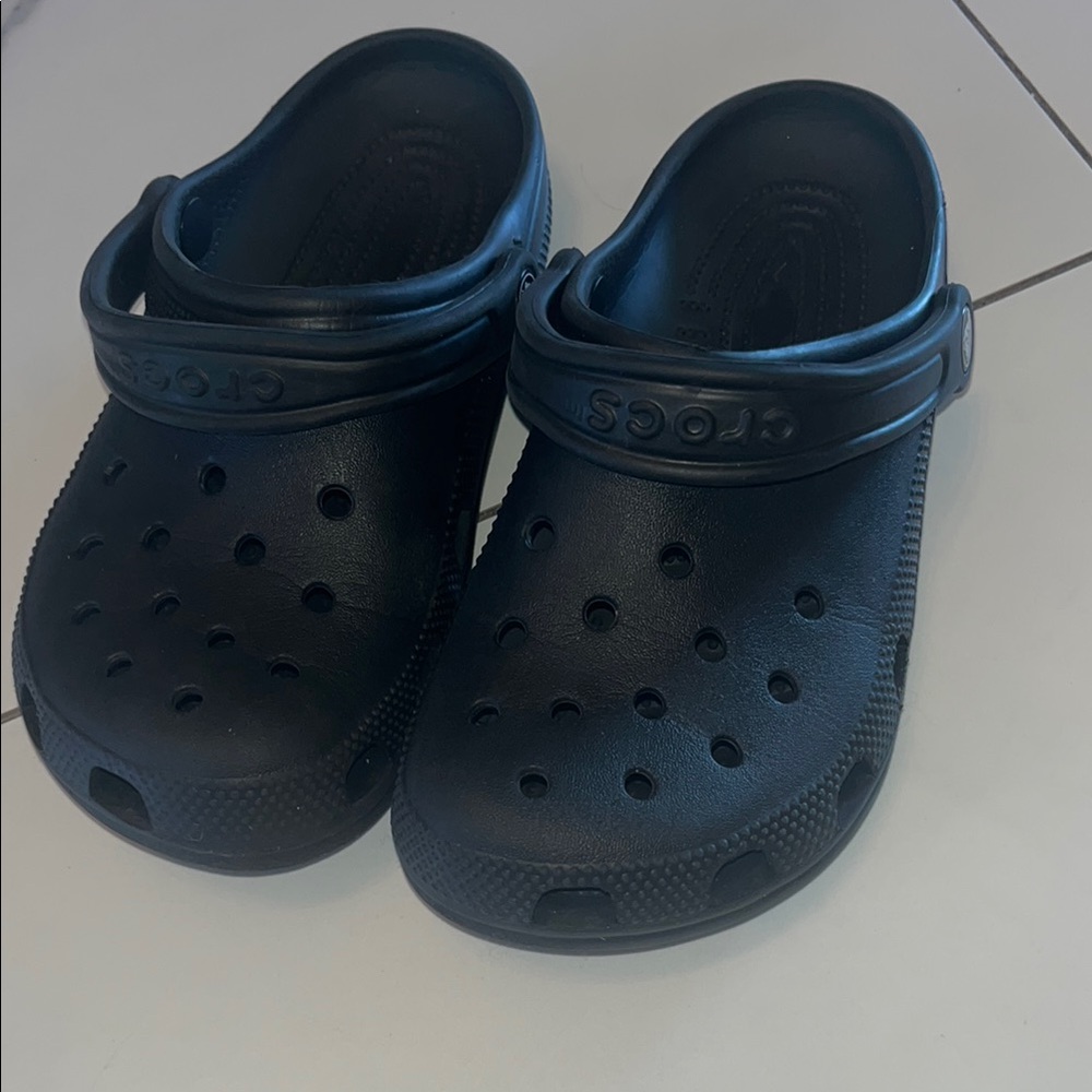 Black Crocks men's 4